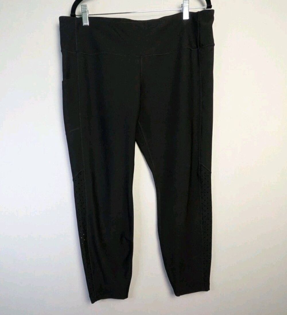 AVIA Cropped Leggings Womens XL Yoga Gym Exercise Black Stretch Mesh Detail